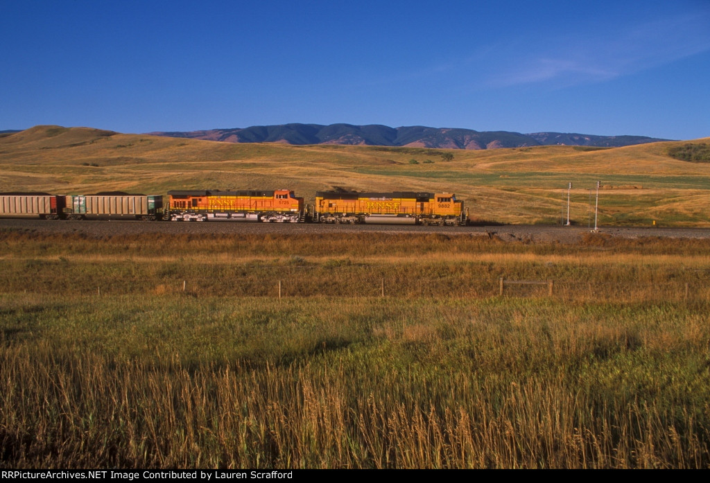 BNSF 9882 W/B